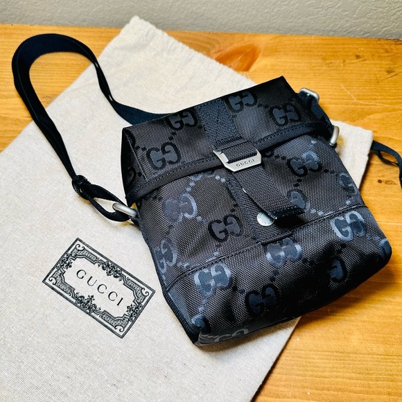NEW Unisex Gucci Econyl Nylon Monogram Off The Grid Messenger Bag - Picture 5 of 17